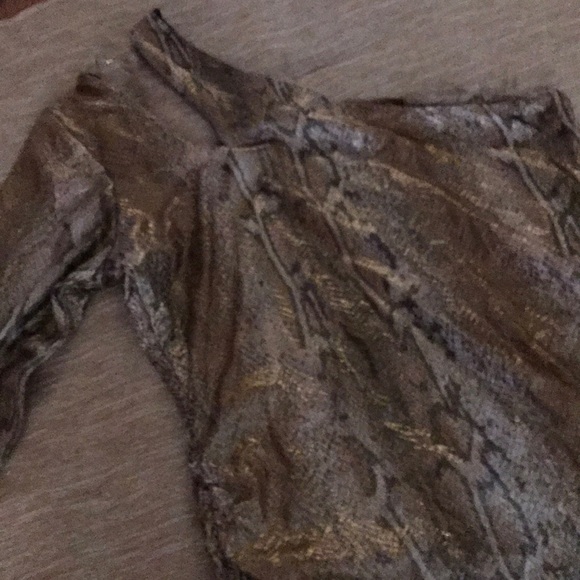 Blouse - Picture 3 of 3